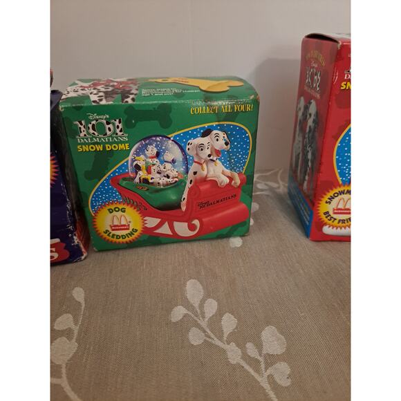 McDonald’s 1996 Snow dome 101 Dalmatians (complete set of 4) - Picture 3 of 10
